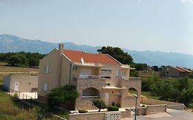 Apartmani Lucija